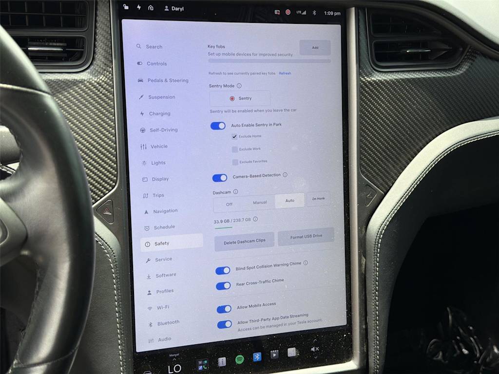 Thumbnail: 2020 Tesla Model X - 37