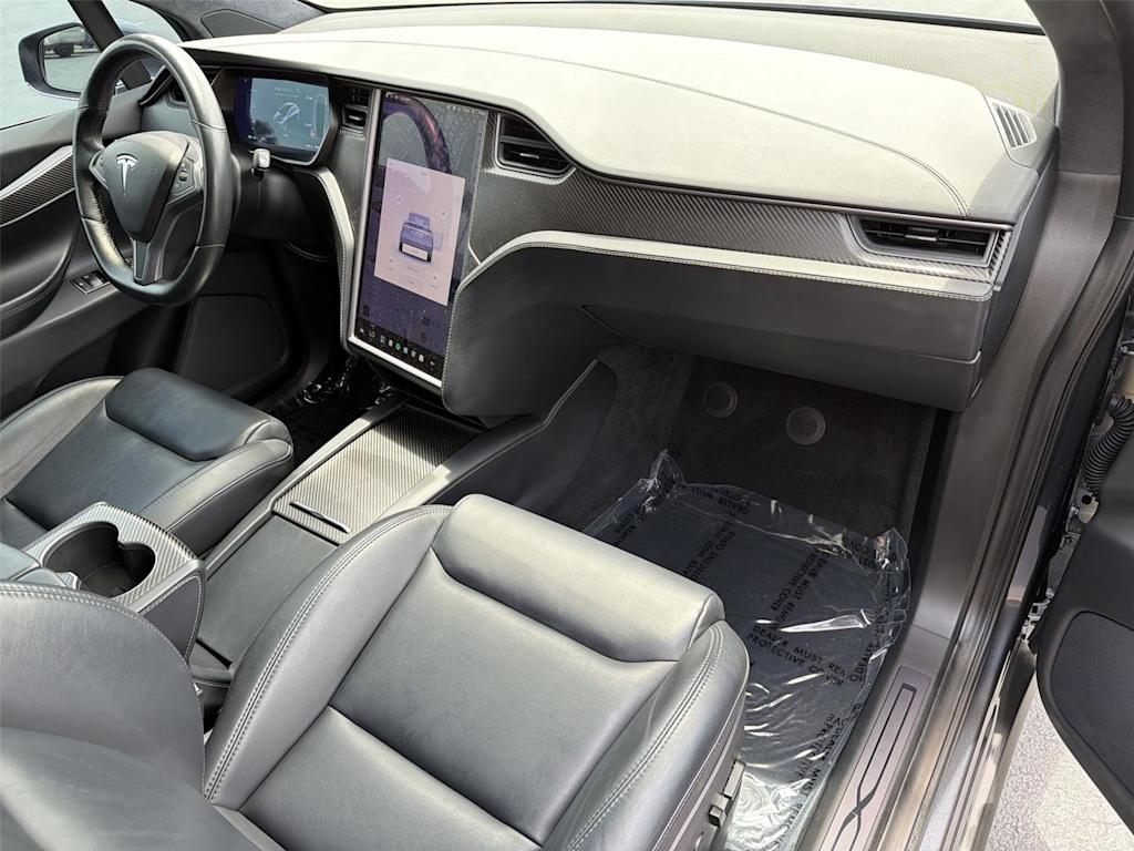Thumbnail: 2020 Tesla Model X - 14