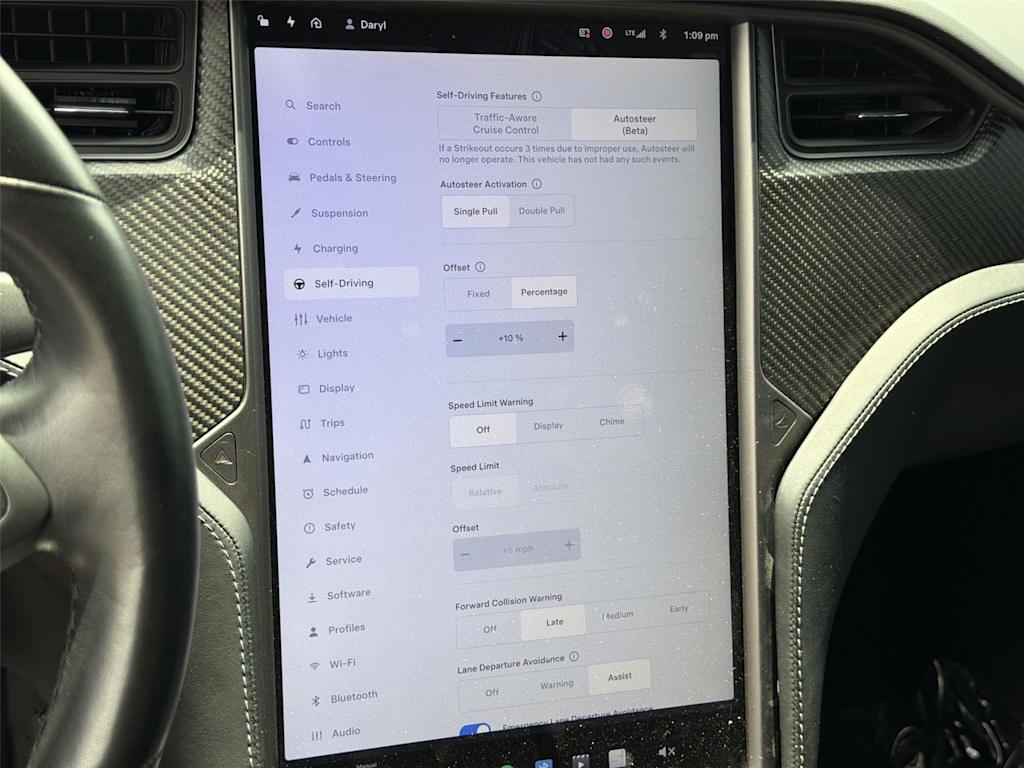 Thumbnail: 2020 Tesla Model X - 34