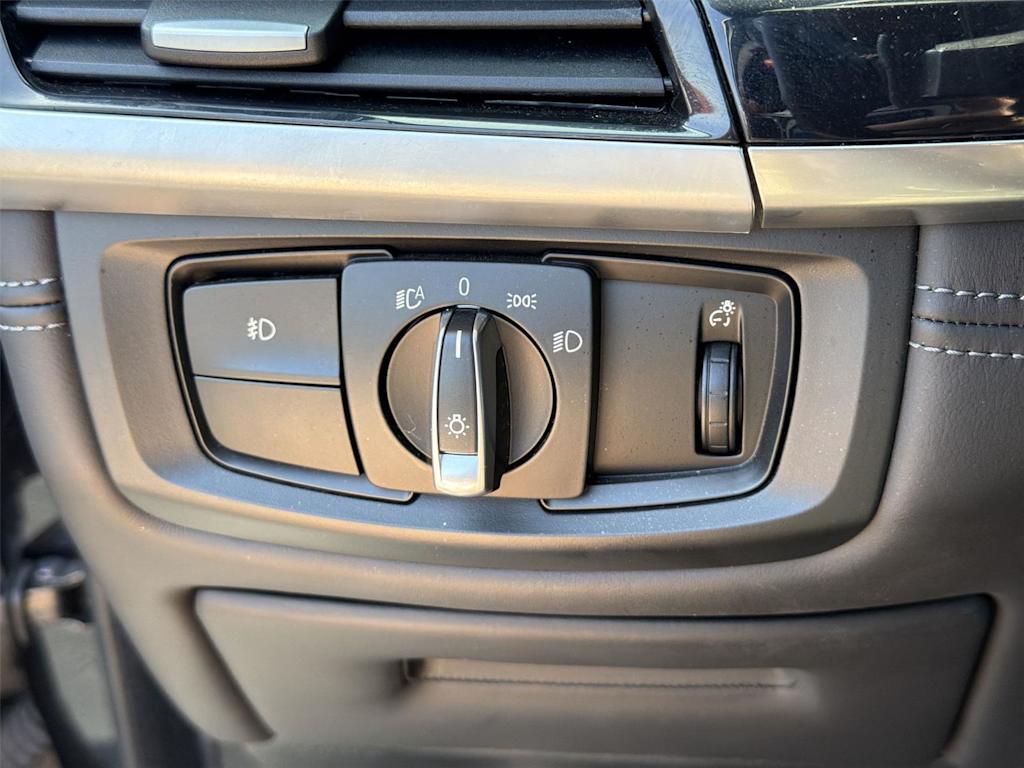 Thumbnail: 2018 BMW X5 - 34