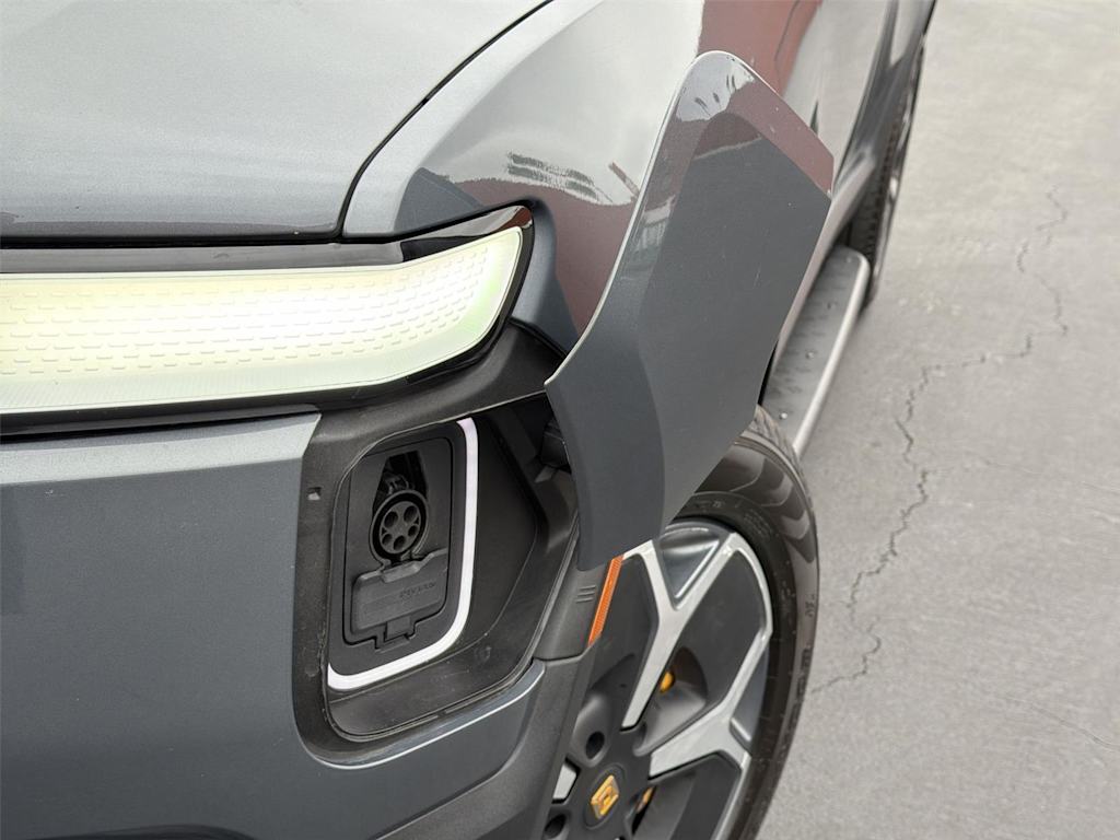 Thumbnail: 2023 Rivian R1S - 20