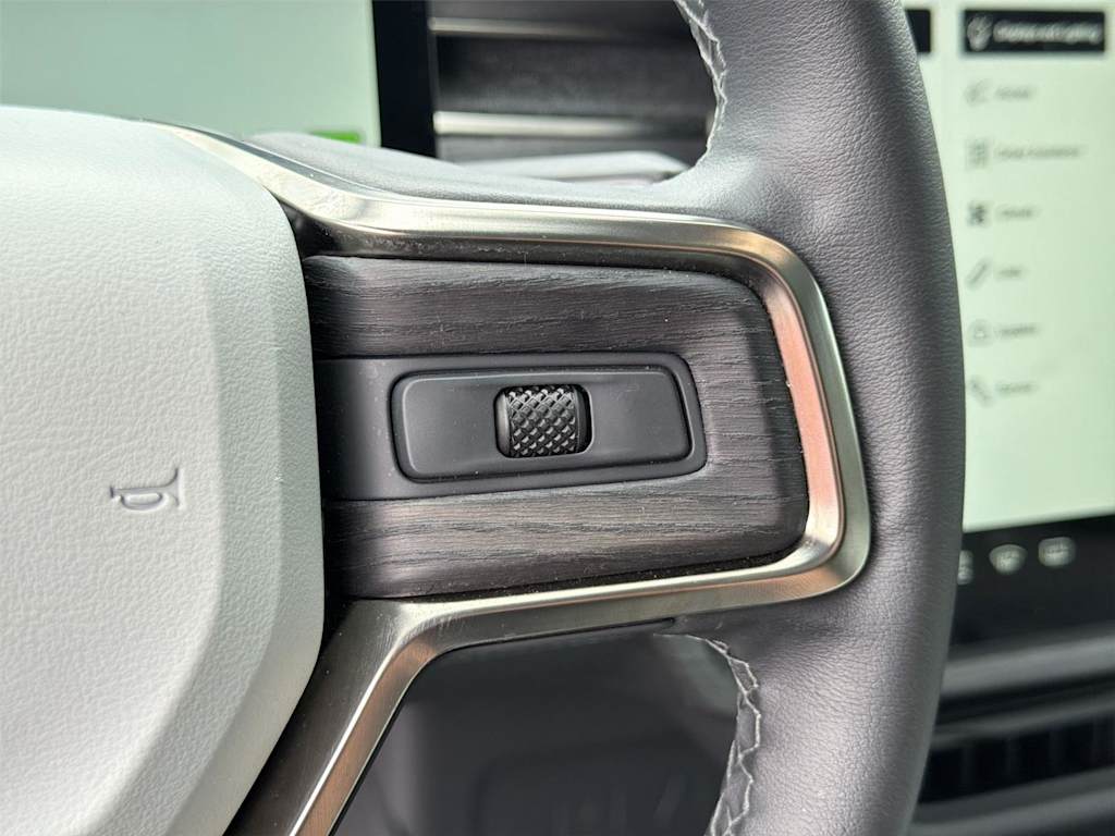 Thumbnail: 2023 Rivian R1S - 28