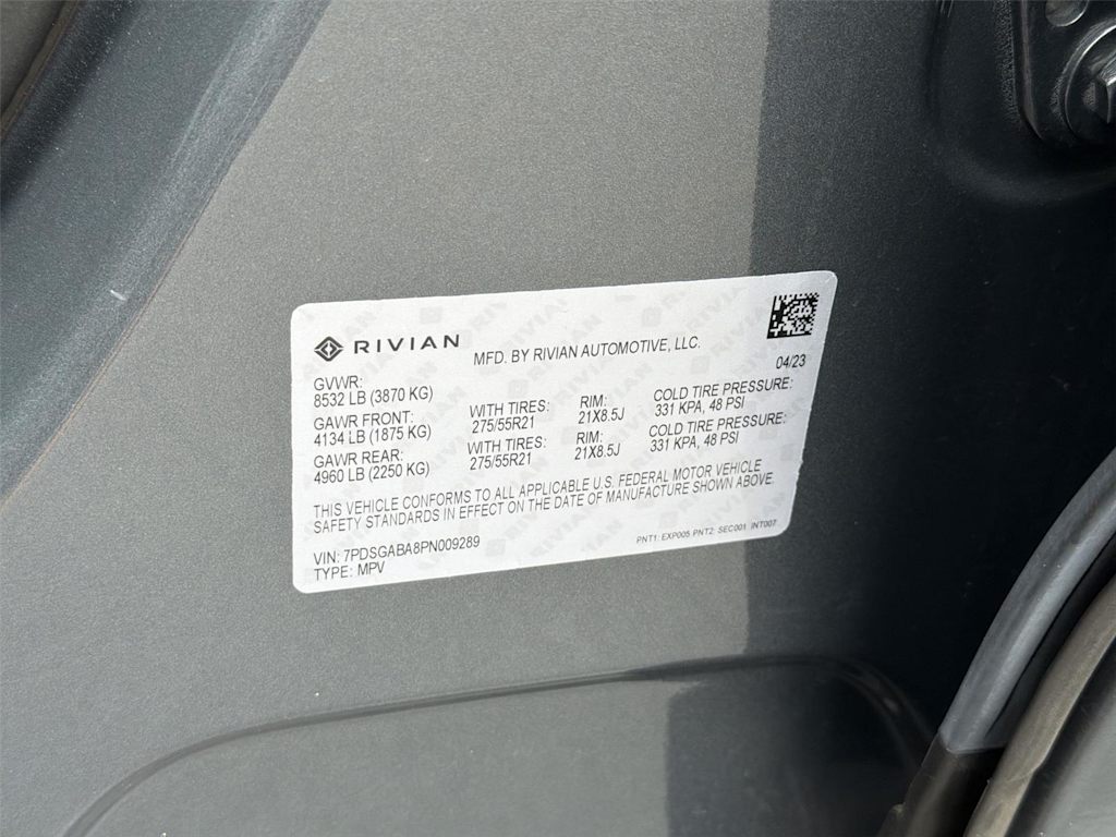 Thumbnail: 2023 Rivian R1S - 19