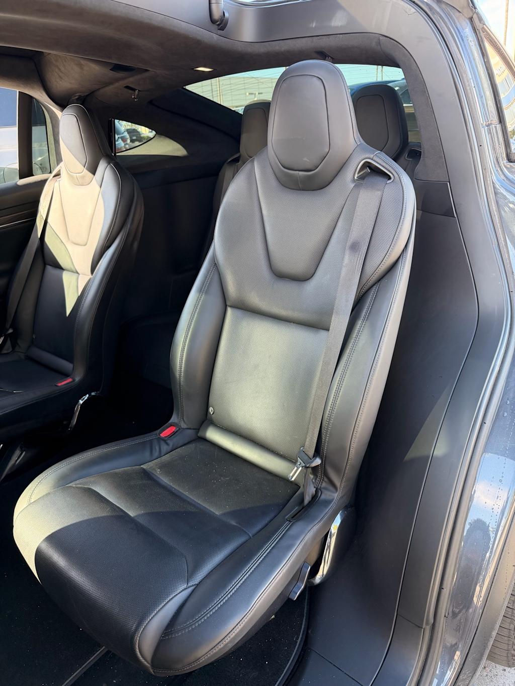 Thumbnail: 2022 Tesla Model X - 10