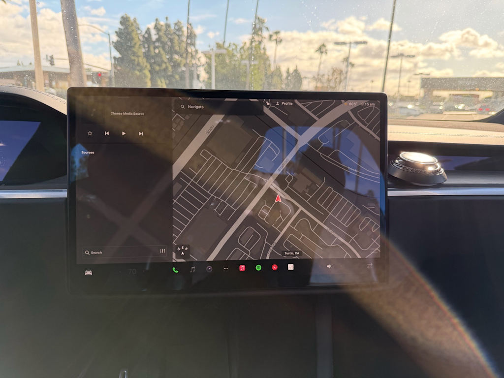 Thumbnail: 2022 Tesla Model X - 11