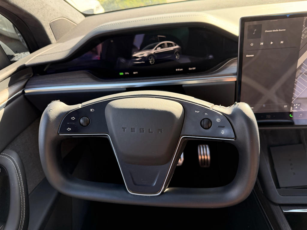 Thumbnail: 2022 Tesla Model X - 8