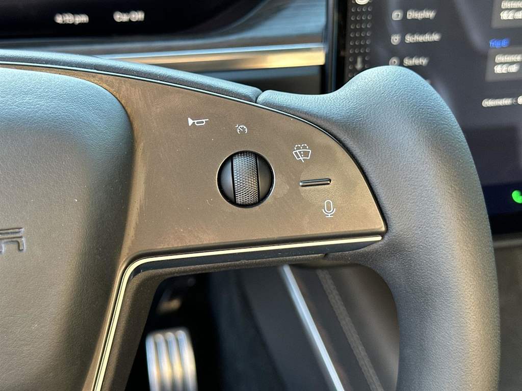 Thumbnail: 2022 Tesla Model X - 25