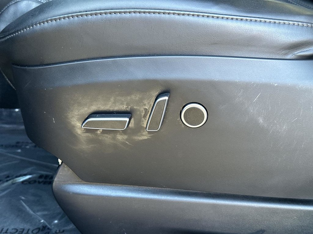 Thumbnail: 2022 Tesla Model X - 23