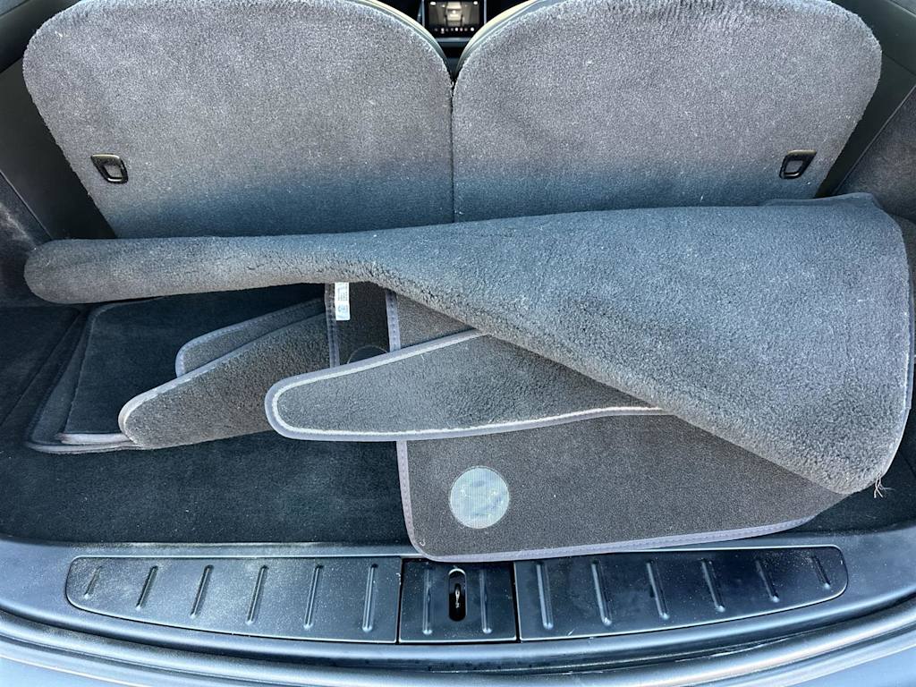 Thumbnail: 2022 Tesla Model X - 21