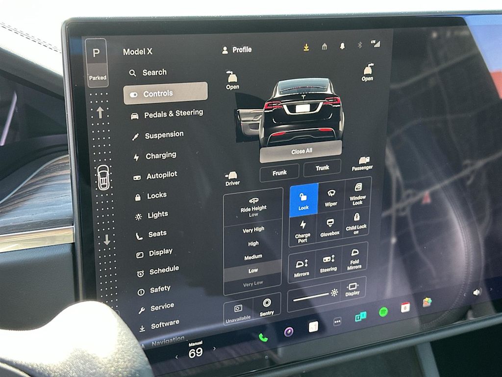 Thumbnail: 2023 Tesla Model X - 25