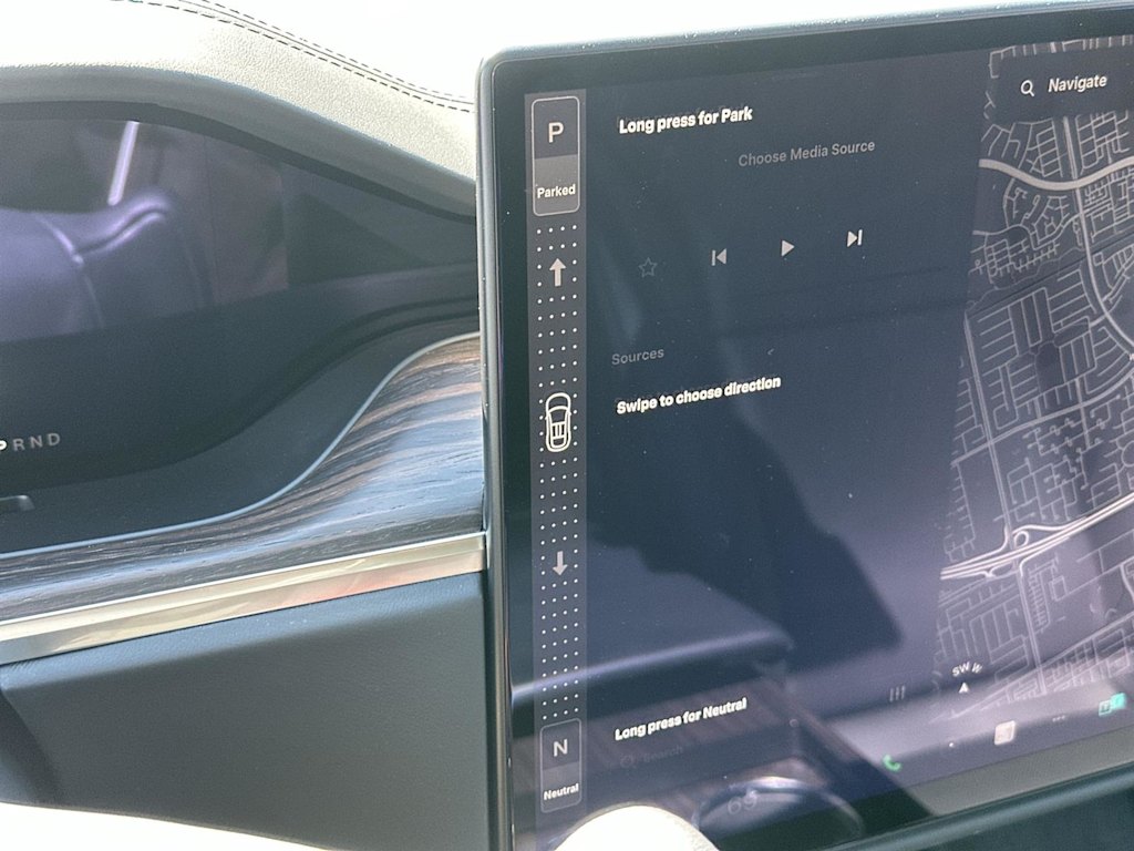 Thumbnail: 2023 Tesla Model X - 19