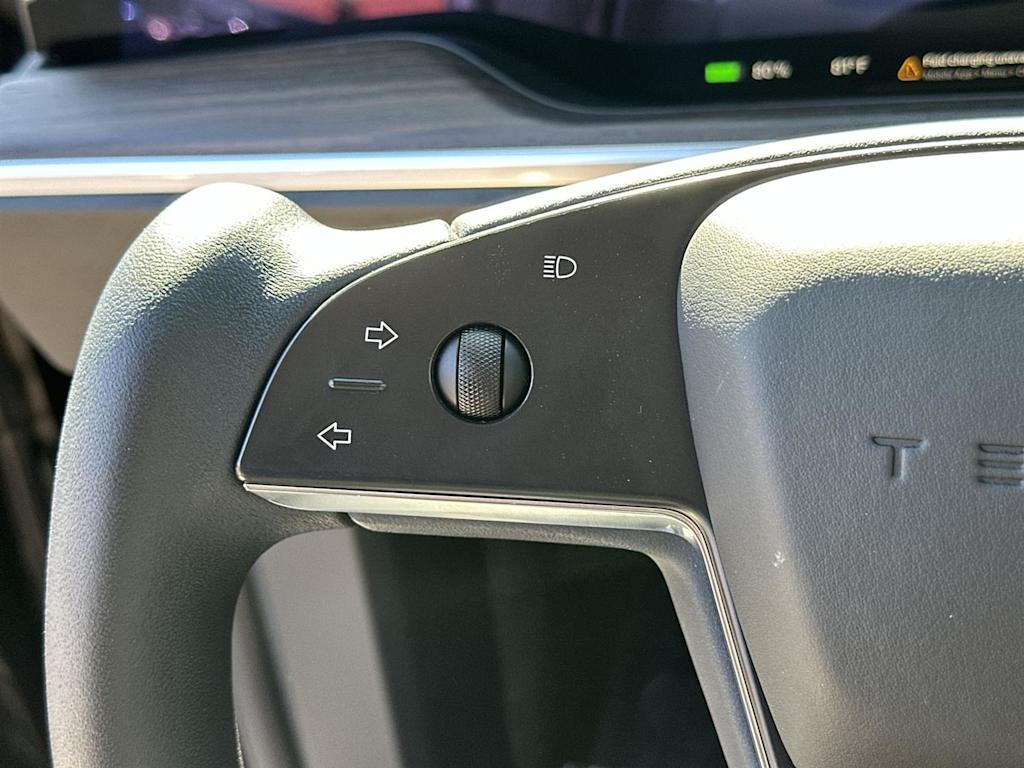 Thumbnail: 2023 Tesla Model X - 23