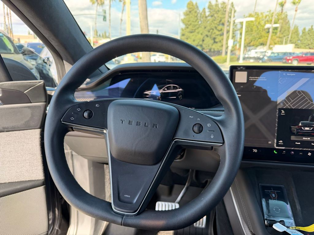 Thumbnail: 2023 Tesla Model X - 2