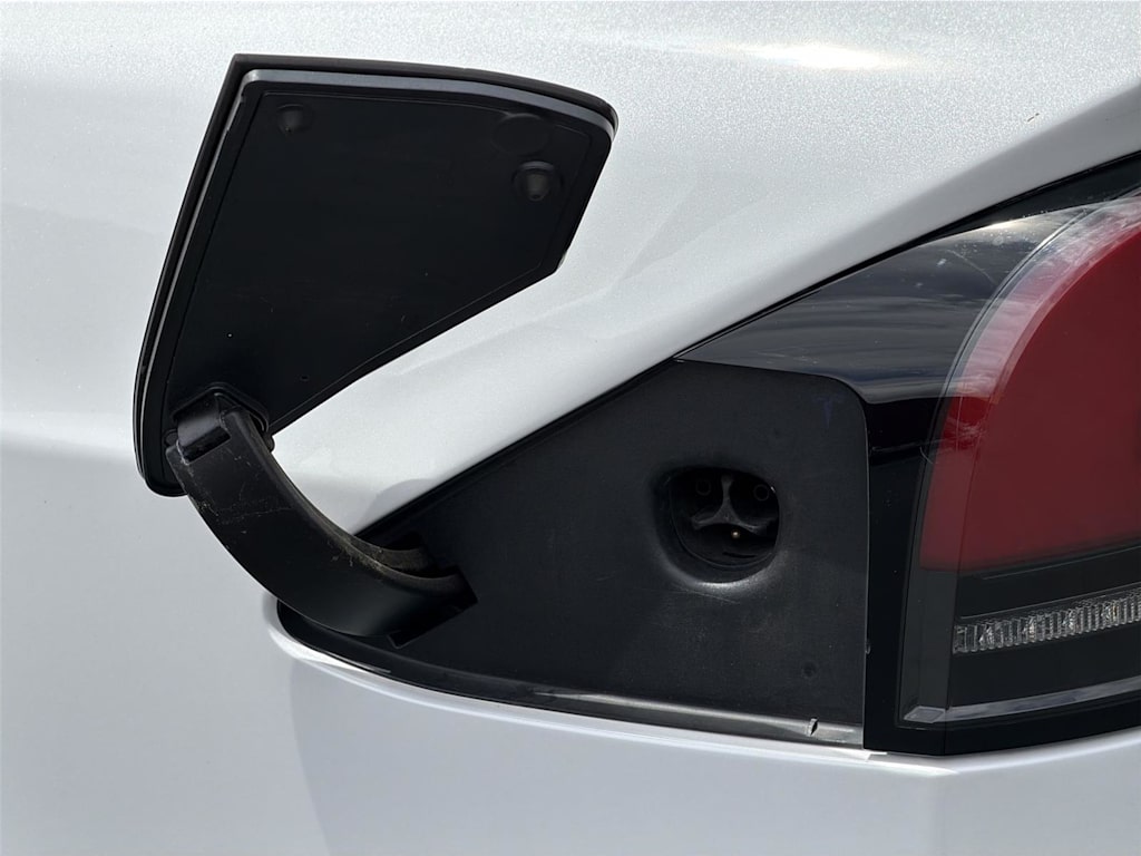 Thumbnail: 2022 Tesla Model X - 20