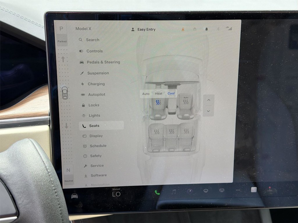Thumbnail: 2022 Tesla Model X - 31