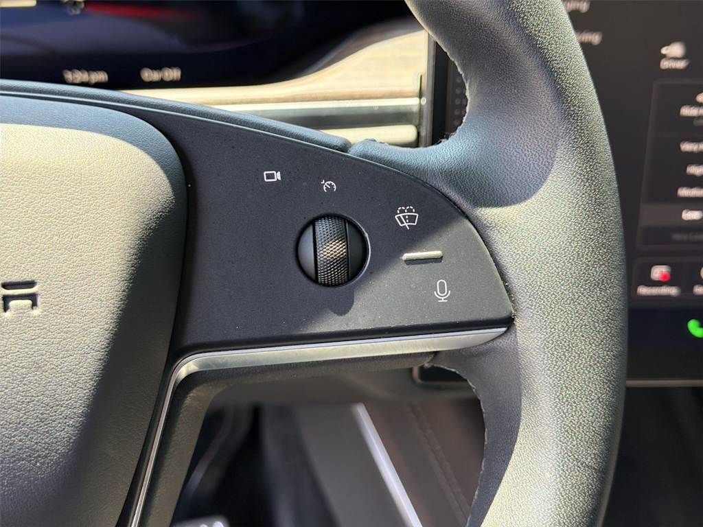 Thumbnail: 2024 Tesla Model X - 28