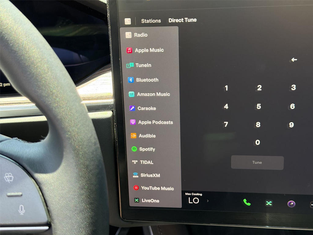 Thumbnail: 2024 Tesla Model X - 16
