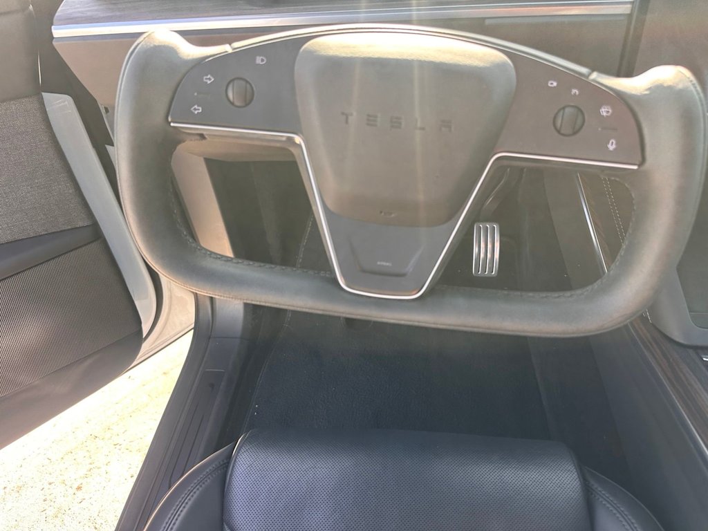 Thumbnail: 2022 Tesla Model X - 2