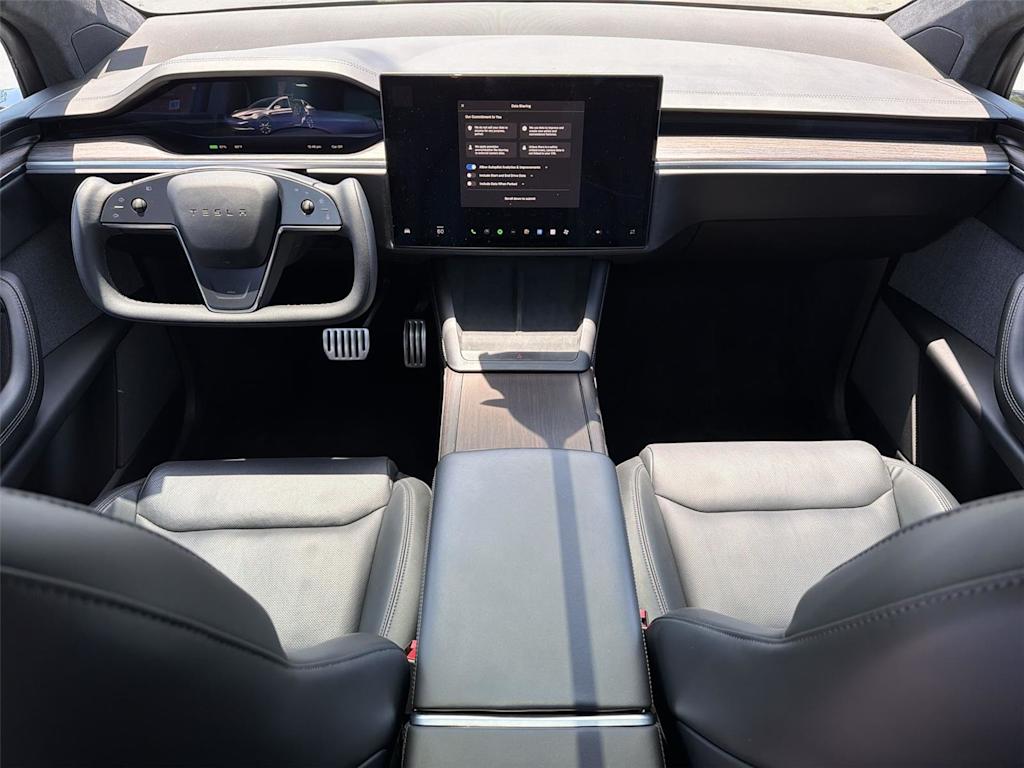 Thumbnail: 2022 Tesla Model X - 10