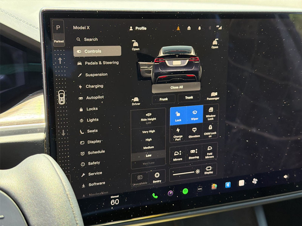 Thumbnail: 2022 Tesla Model X - 29