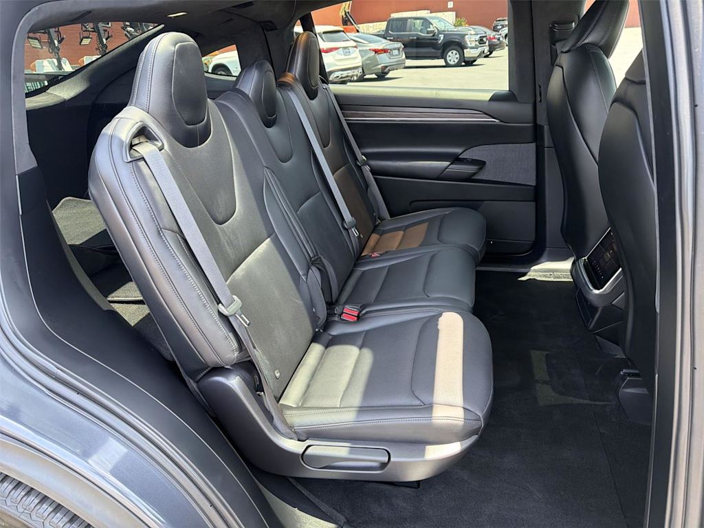 Thumbnail: 2022 Tesla Model X - 13