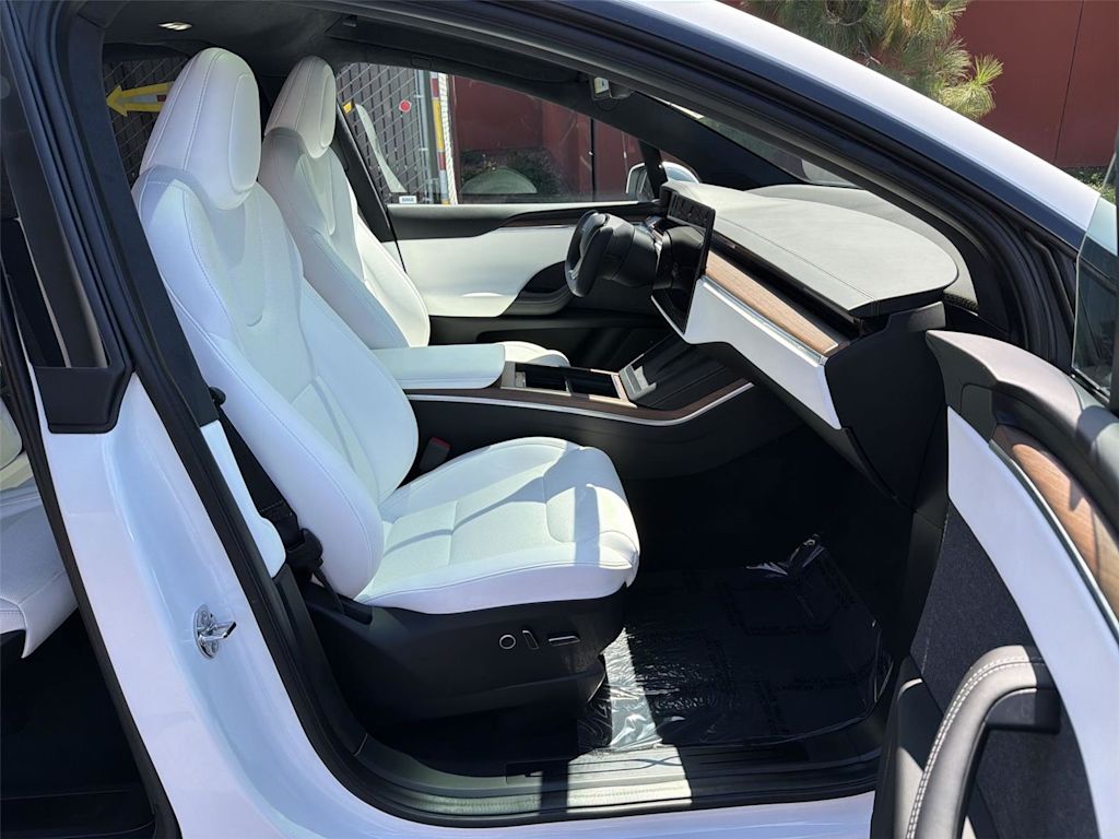 Thumbnail: 2023 Tesla Model X - 12