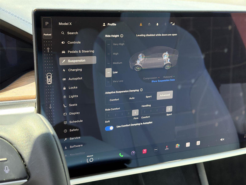 Thumbnail: 2023 Tesla Model X - 32