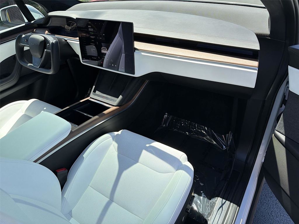 Thumbnail: 2023 Tesla Model X - 14