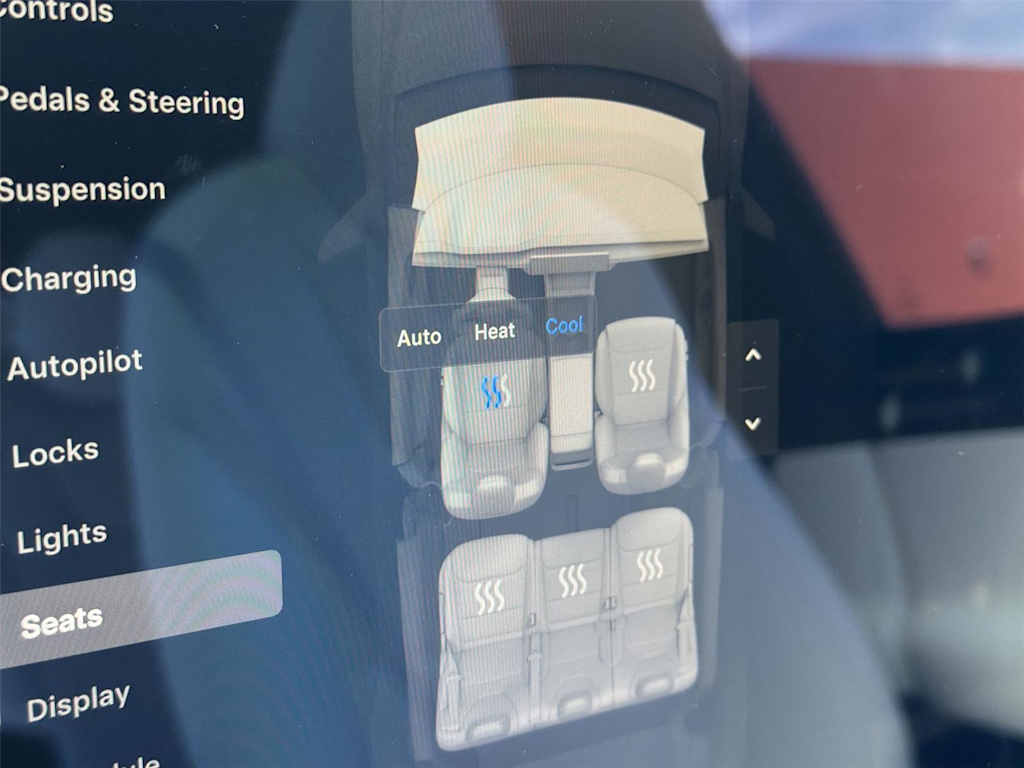 Thumbnail: 2023 Tesla Model X - 17