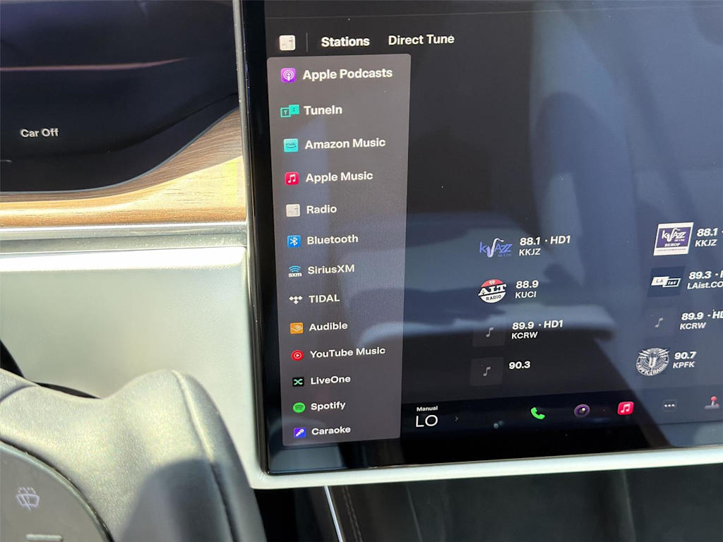 Thumbnail: 2023 Tesla Model X - 16