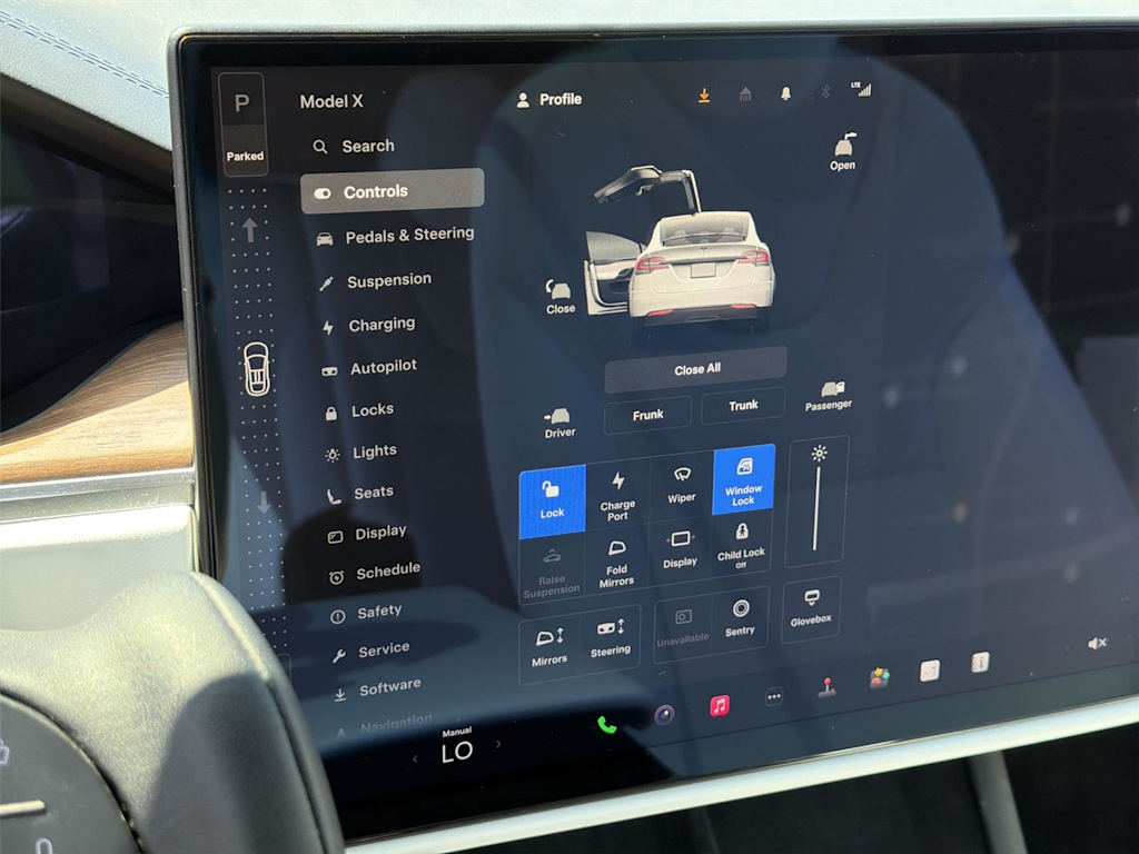 Thumbnail: 2023 Tesla Model X - 30