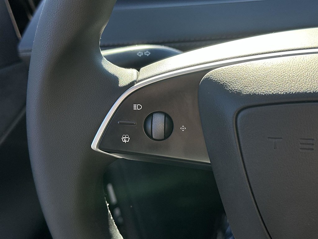 Thumbnail: 2026 Tesla Model Y - 24