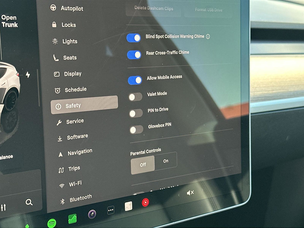 Thumbnail: 2024 Tesla Model Y - 30