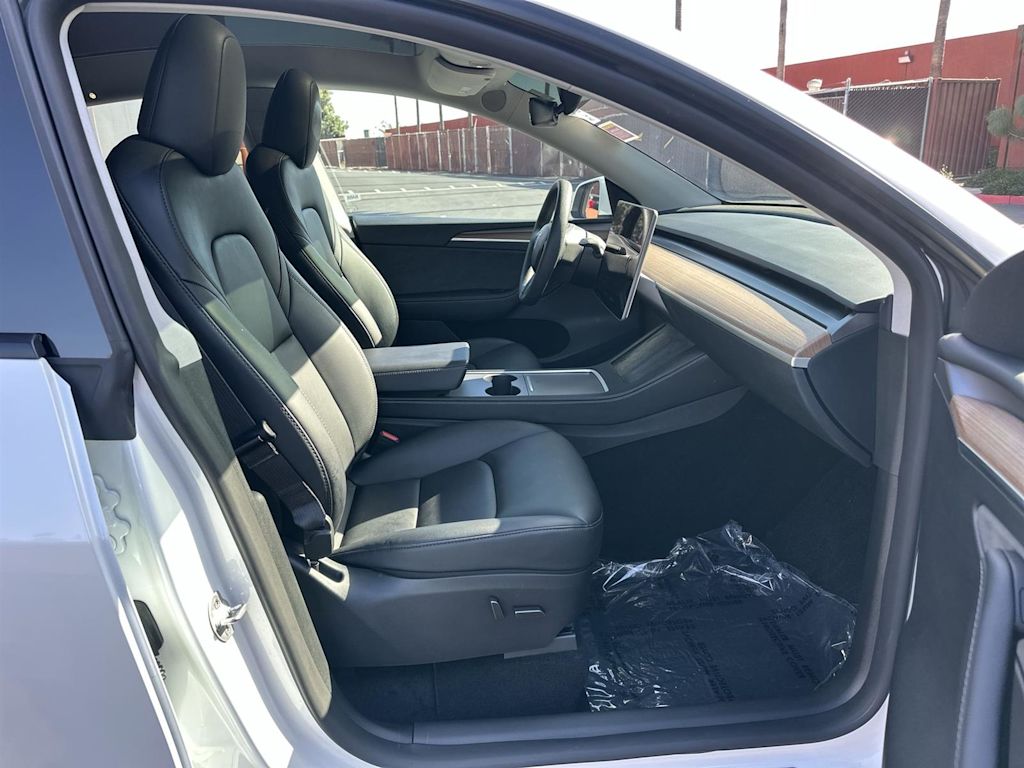 Thumbnail: 2024 Tesla Model Y - 11