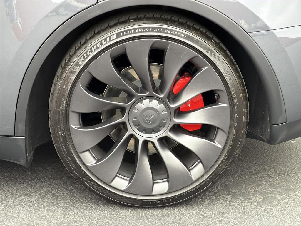 Thumbnail: 2023 Tesla Model Y - 8