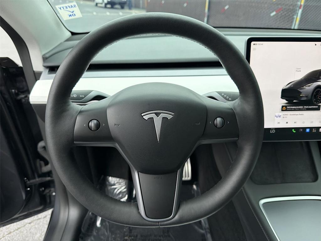 Thumbnail: 2023 Tesla Model Y - 14