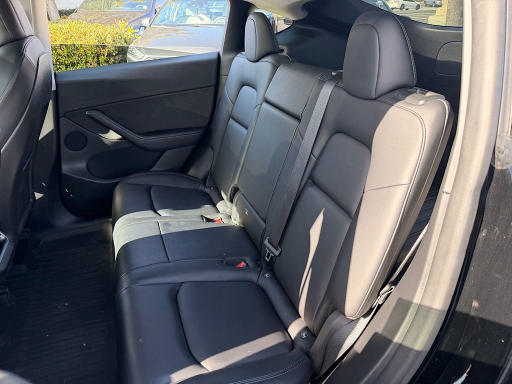 Thumbnail: 2022 Tesla Model Y - 9
