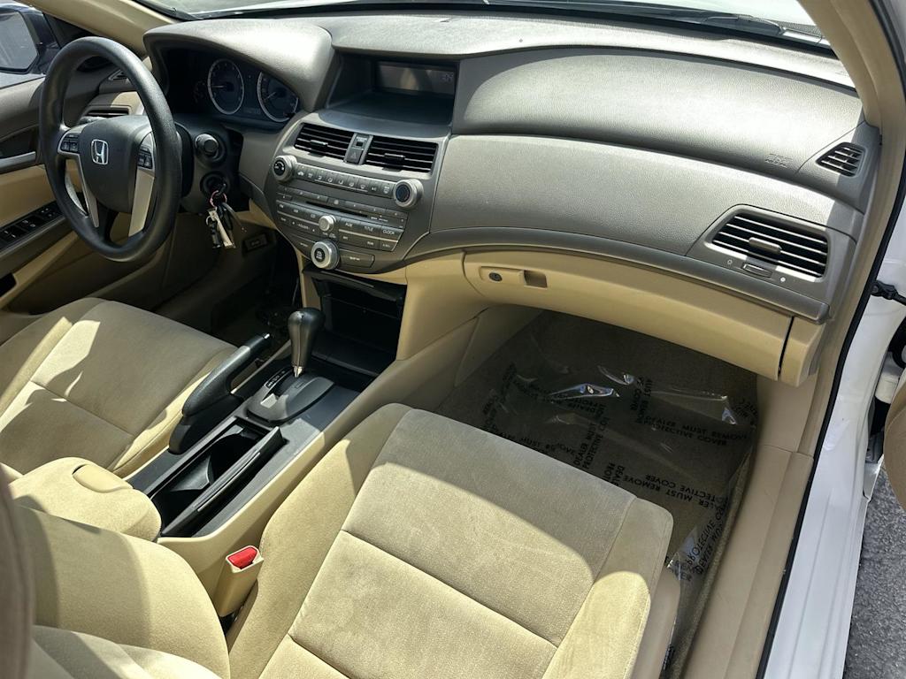 Thumbnail: 2009 Honda Accord - 13