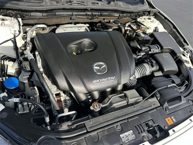 2017 Mazda Mazda3 i Touring 9