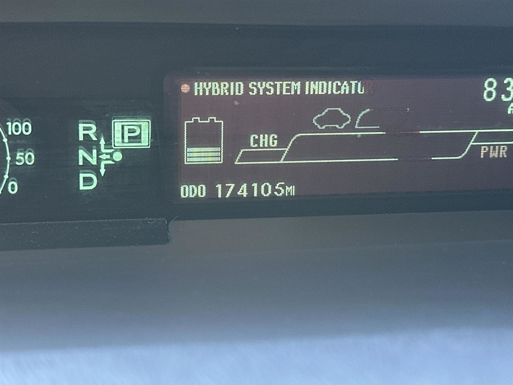 Thumbnail: 2015 Toyota Prius - 17