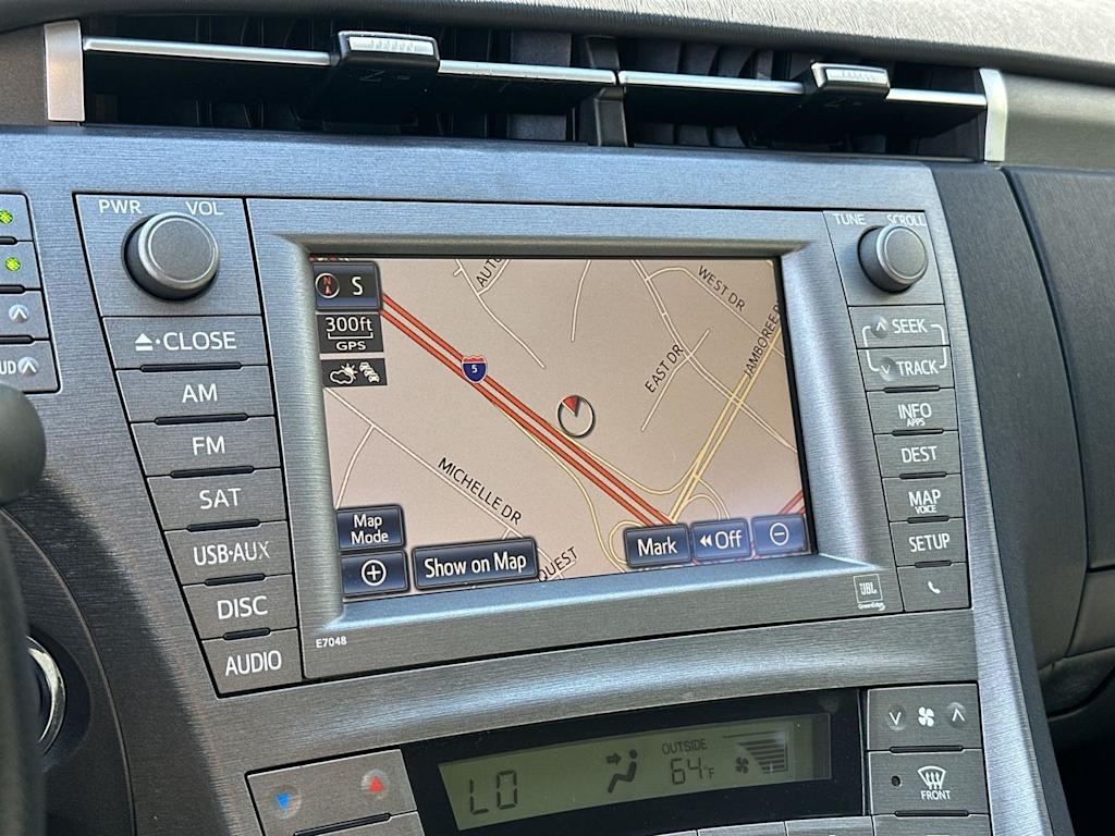 Thumbnail: 2015 Toyota Prius - 22