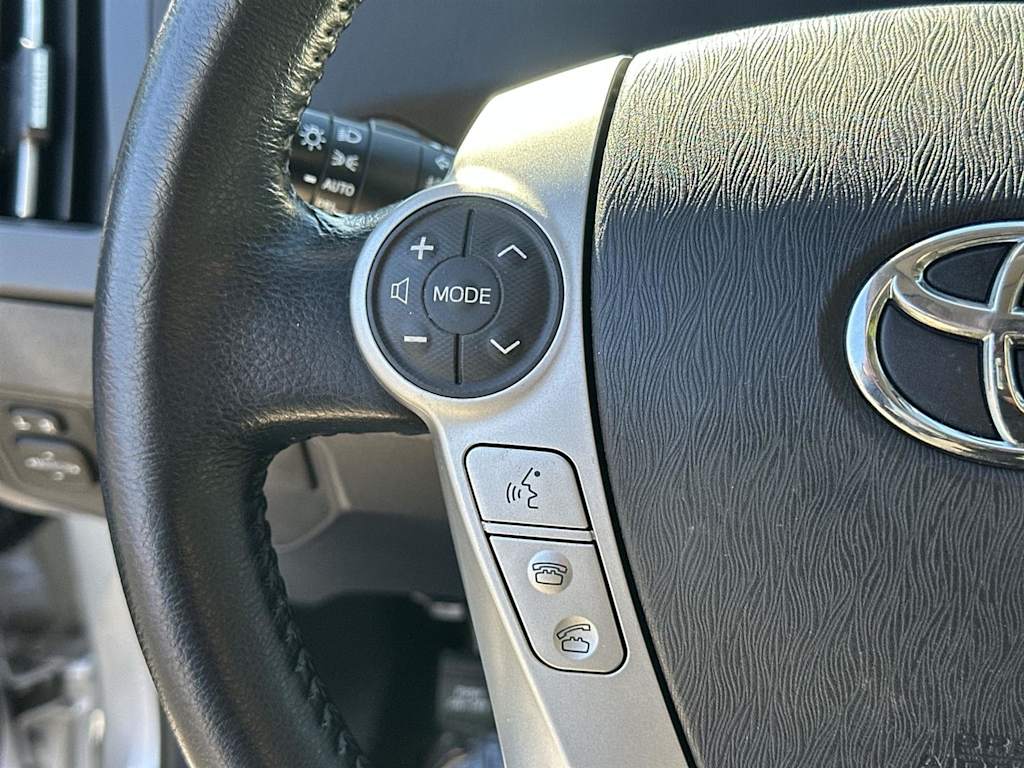 Thumbnail: 2015 Toyota Prius - 24