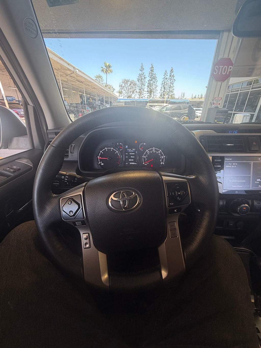 Thumbnail: 2022 Toyota 4Runner - 8
