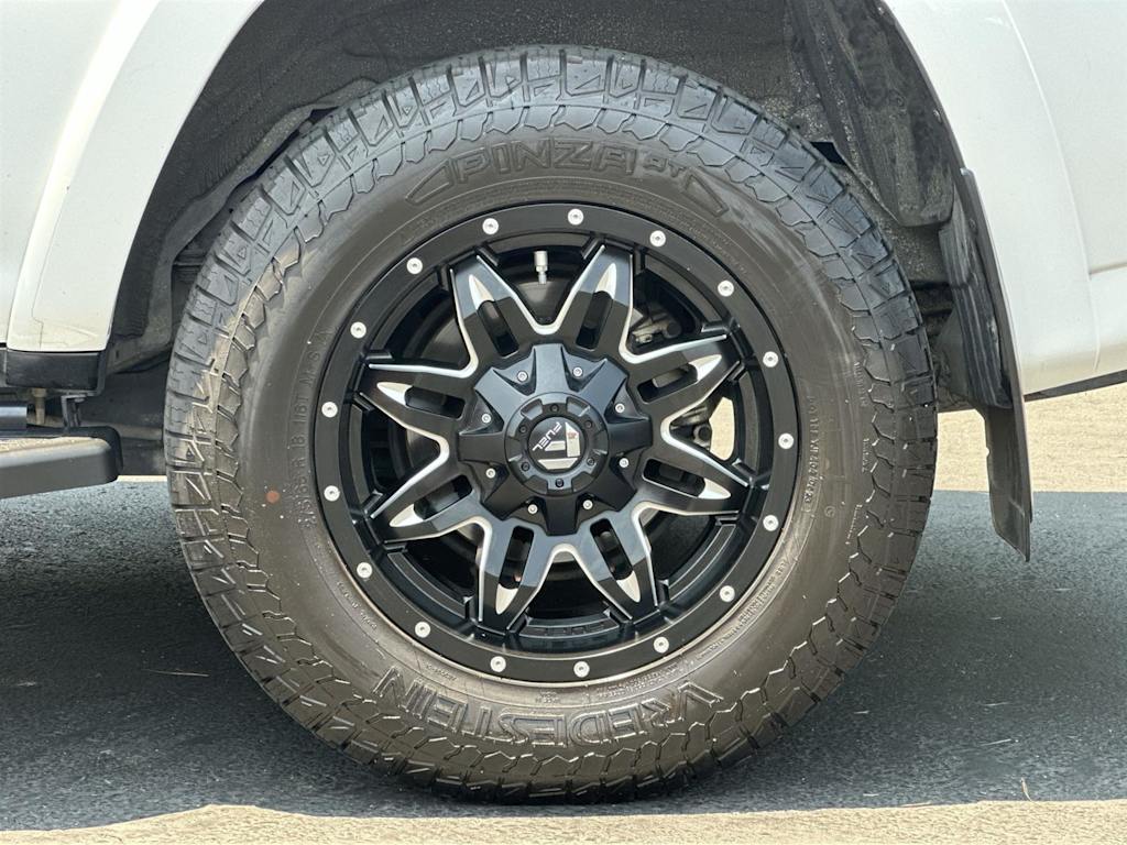 Thumbnail: 2021 Toyota 4Runner - 8