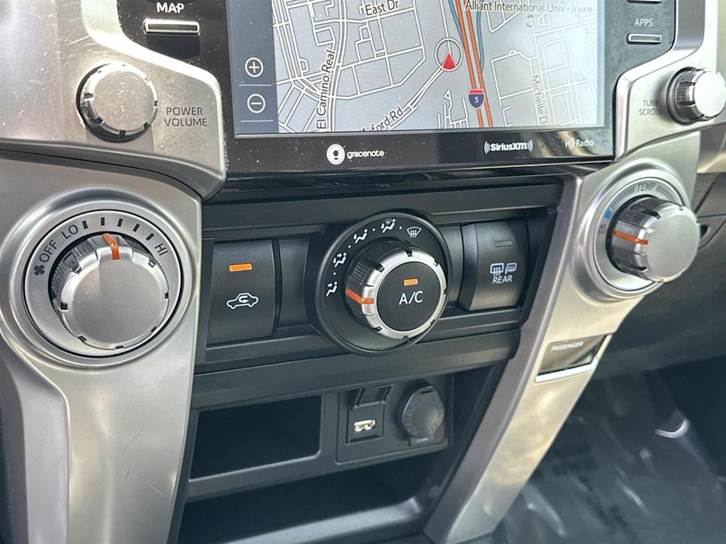 Thumbnail: 2021 Toyota 4Runner - 28