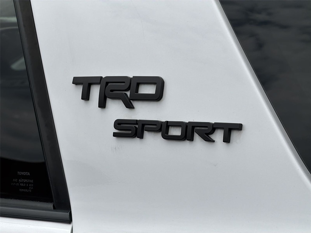 Thumbnail: 2022 Toyota 4Runner - 7