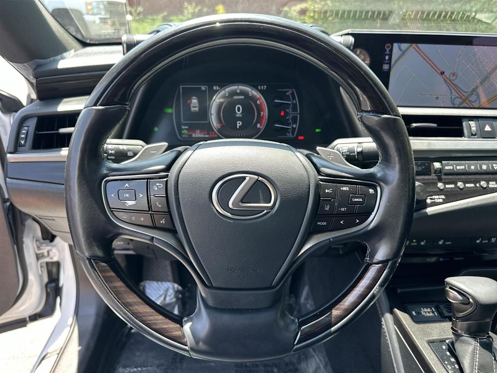 Thumbnail: 2019 Lexus ES - 13