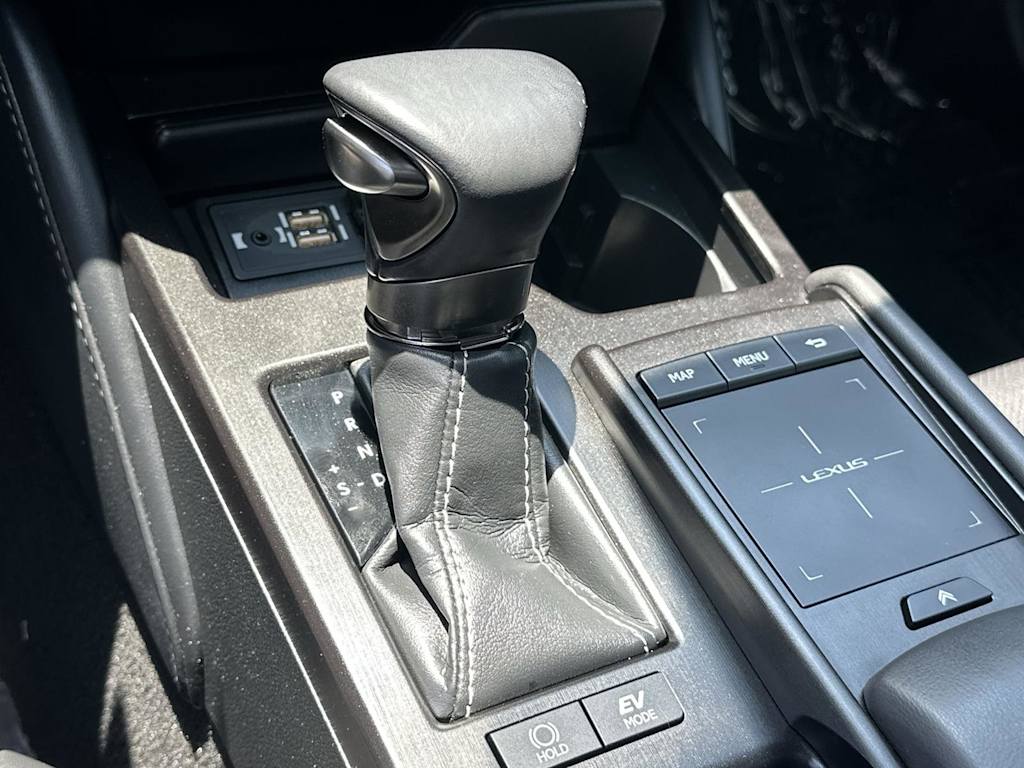 Thumbnail: 2019 Lexus ES - 15