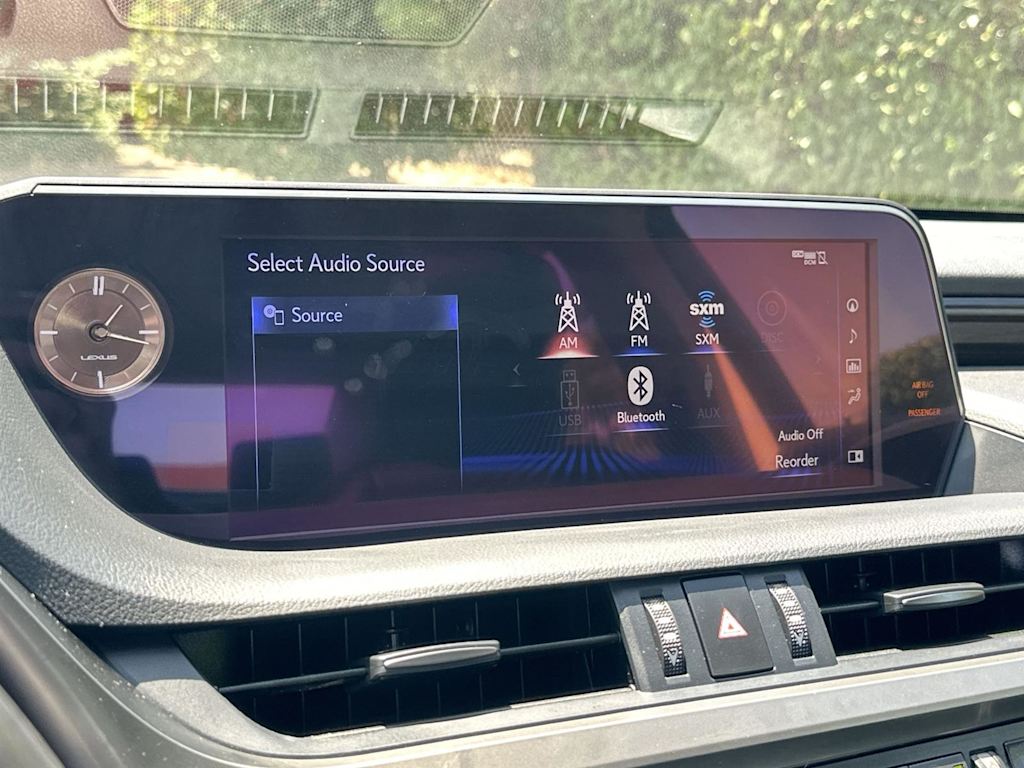 Thumbnail: 2019 Lexus ES - 14