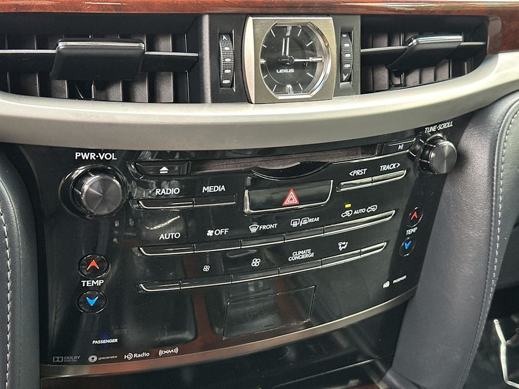 Thumbnail: 2019 Lexus LX - 27